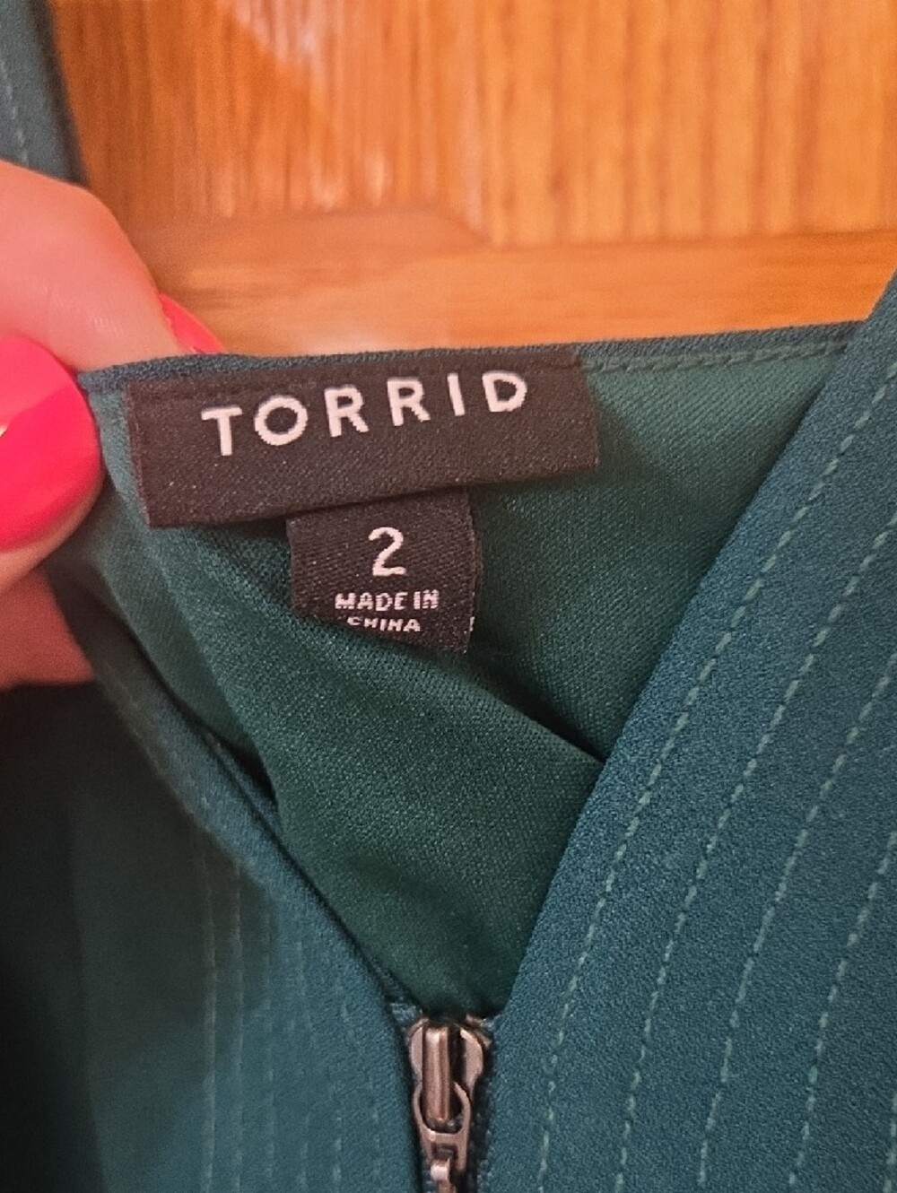 Torrid Botanical Green Zip-Front Tank - Picture 2 of 4